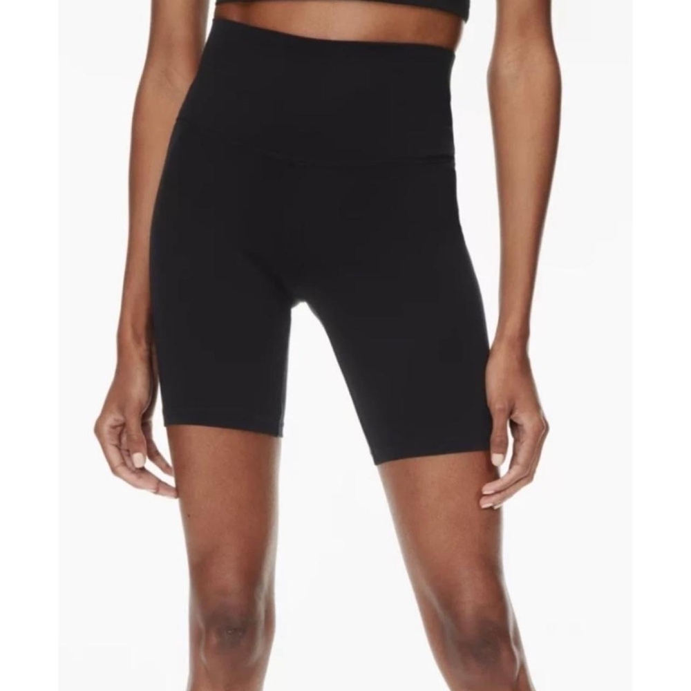 🌹TNA Buttery - Soft Black Bike Shorts